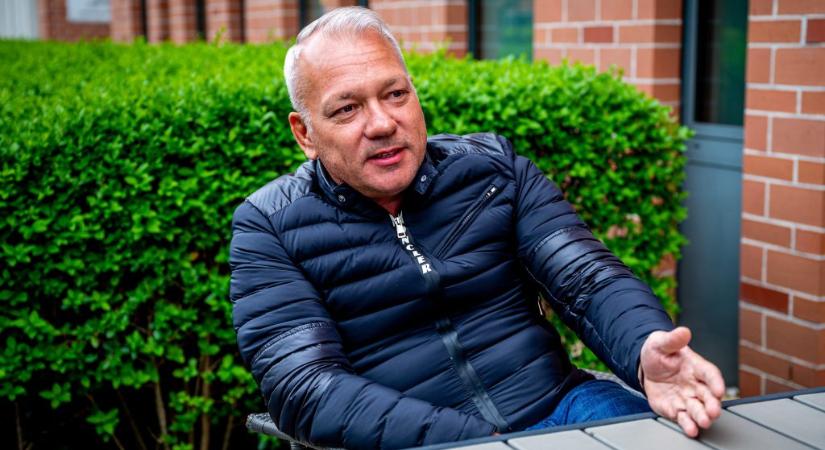 „Úgy látom, ott a buta embereknek Orbán Viktor egy isten lehet” – Balogh Levente elárulta, miért mondta le erdélyi turnéját