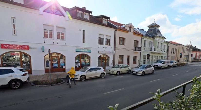 Balatonfüredi majális miatt változik a közlekedés és a parkolás rendje