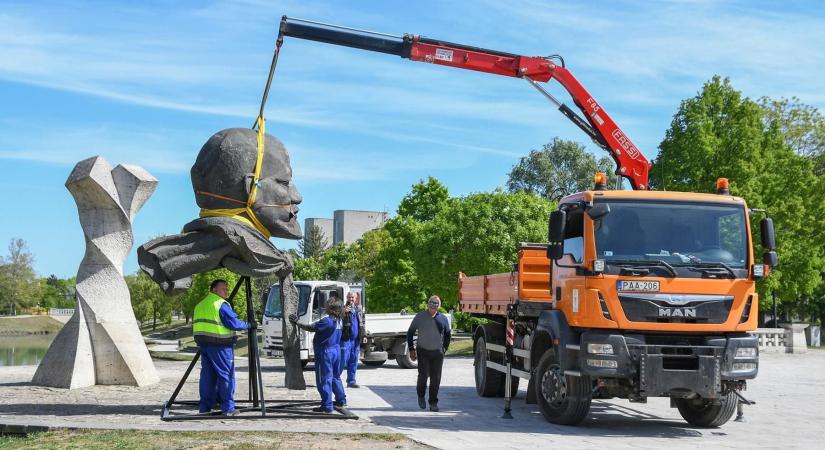 Visszatért Lenin feje Tiszaújvárosba