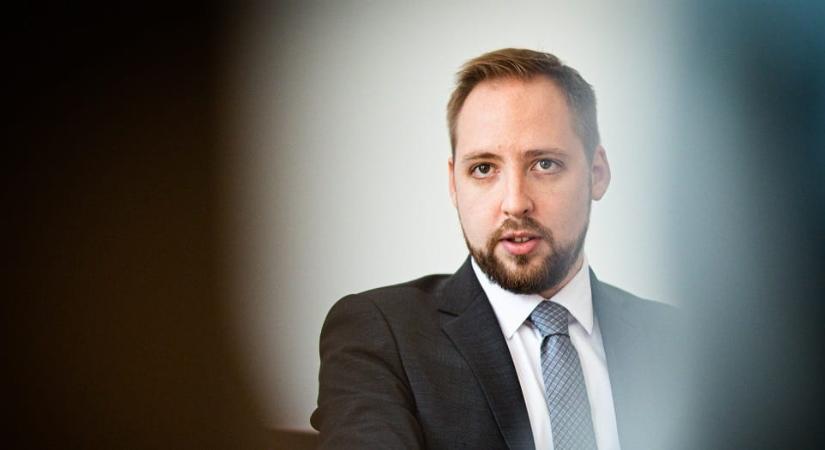 Időzíteni tudni kell: a sportállamtitkárság három nappal a választások előtt kötött szerződést a tao-rendszer licencéről közel 1,7 milliárdért