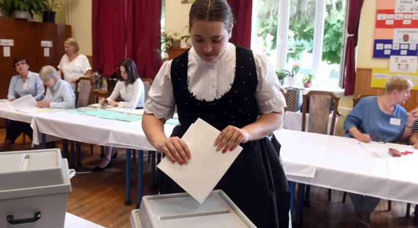 Végképp tarthatatlanná vált a nemzetiségi szavazás rendszere