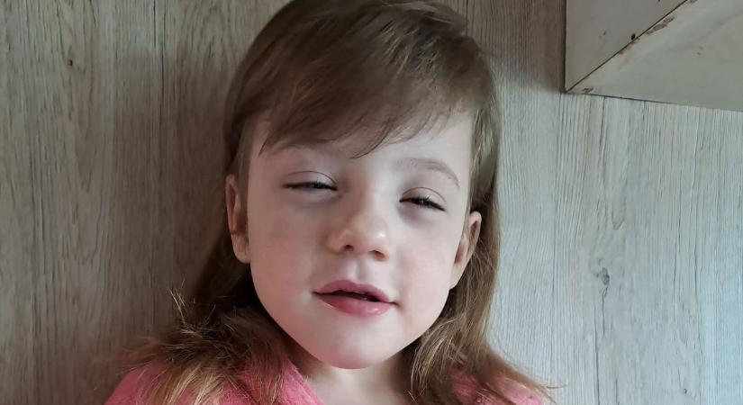 „Bízunk benne, hogy Csenge egy napon jobban lesz” – az első akadályt legyőzték, de messze még a teljes győzelem