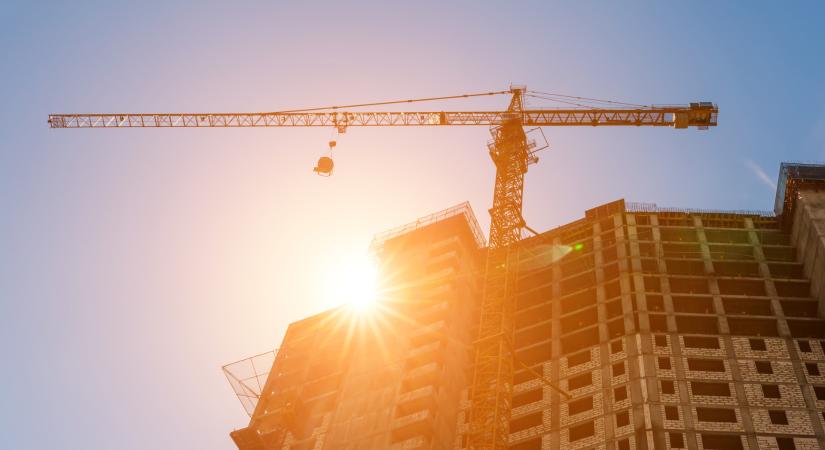 Fix 3%, nulla garancia: mit kockáztat, aki ma Otthon Start hitellel vesz nem létező lakást?