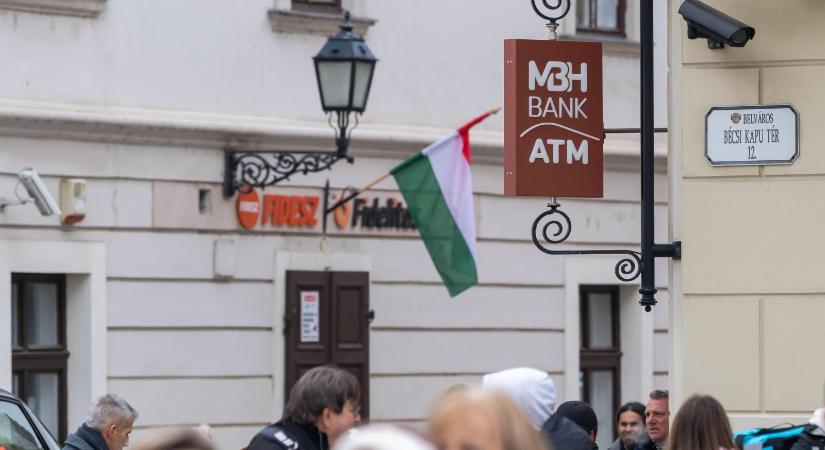 Mészáros Lőrinc bankja a javasolt 40 milliárd forint helyett mégsem fizet osztalékot