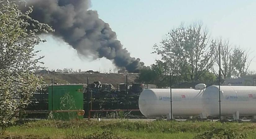 Szeméttelep ég Debrecenben