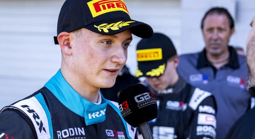 Molnár Martin rögtön az első futamán megszerezte első brit F3-as dobogóját