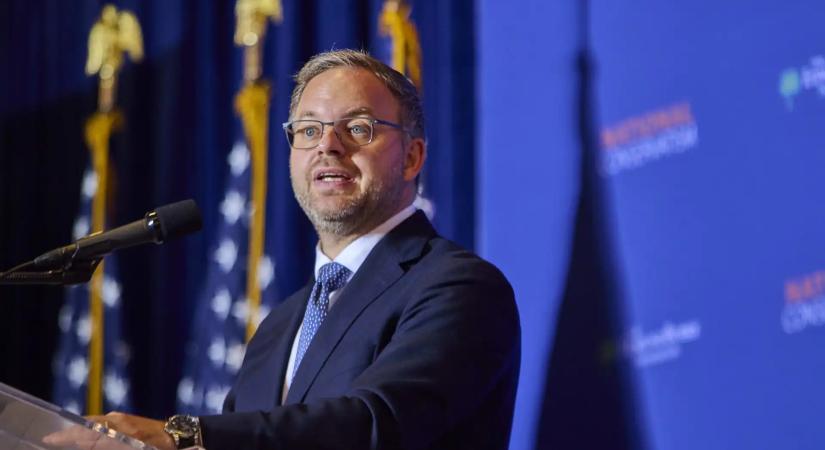 Lemond parlamenti mandátumáról Orbán Balázs, júniustól az EP-be távozik