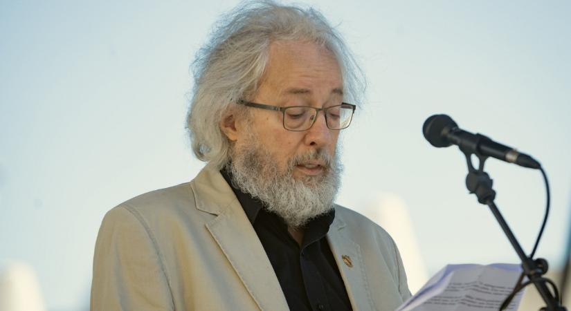 Hogyan fogunk ezután „sebőzni”? – zenészek, közéleti személyeségek búcsúznak