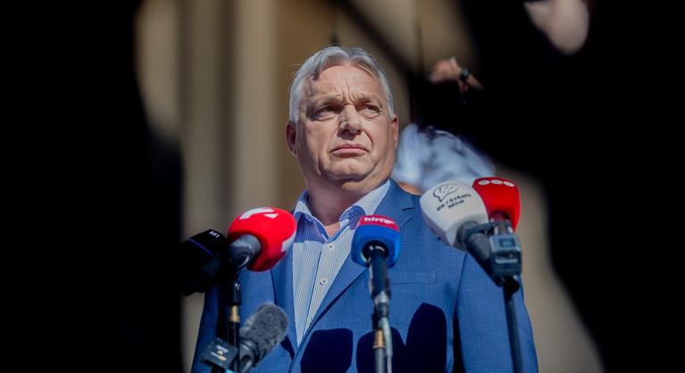Borulnak az erőviszonyok, Orbán Viktor a legnagyobb kockázatot próbálja semlegesíteni