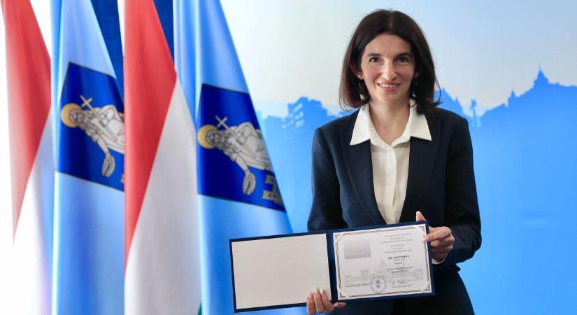 Átvette megbízólevelét dr. Nagy Márta, a Tisza Párt országgyűlési képviselője