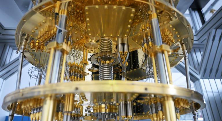 Sokat szentségeltek a Nobel-díjasok, de mindjárt bepöccennek a kvantumszámítógépek