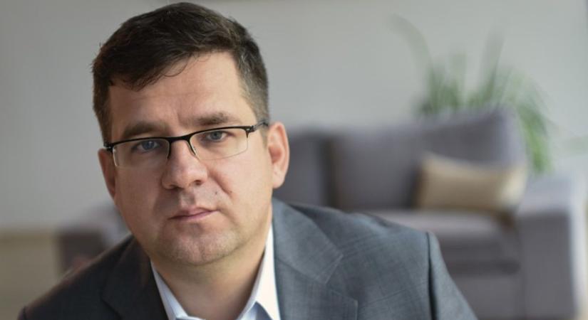 Seszták Miklós a KDNP-frakcióban folytatja parlamenti munkáját