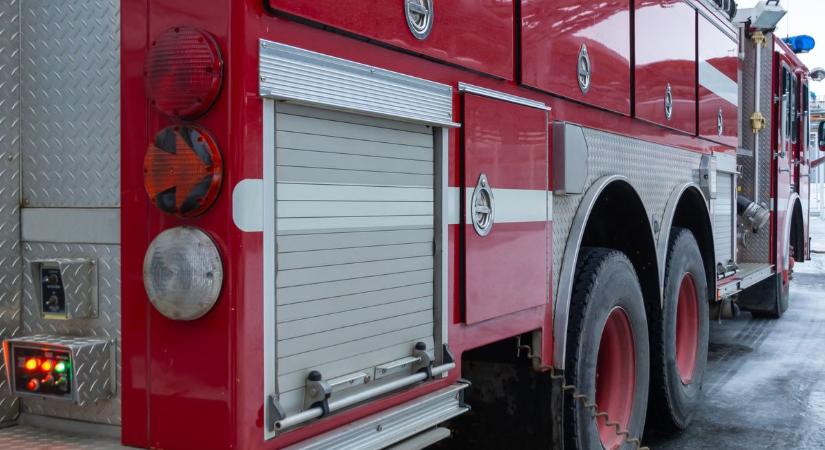 Árokba sodródott egy autó Kiskunfélegyházánál