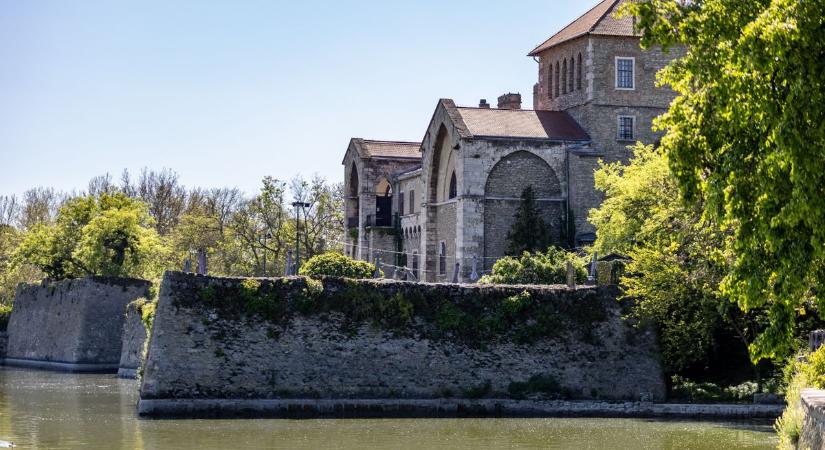 Kritikus a helyzet Tatán: fél méter hiányzik az Öreg-tó vízéből