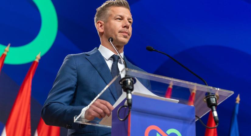 Magyar Péter: A NAV nem cáfolta, hogy felfüggesztették több Rogán Antal köréhez köthető sokmilliárd forintos átutalás teljesítését pénzmosás gyanúja miatt