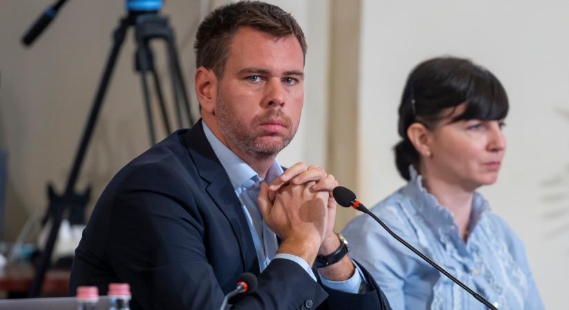 Jön Vitézy Dávid: máris eltűnhet Budapest elátkozott felüljárója