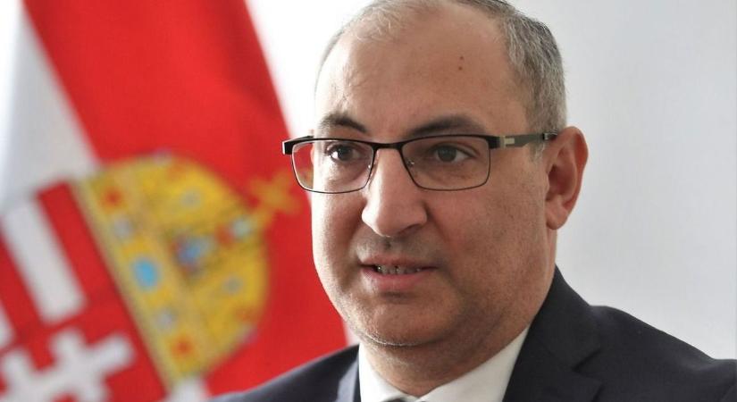 Sztojka Attila sem veszi fel a parlamenti mandátumát