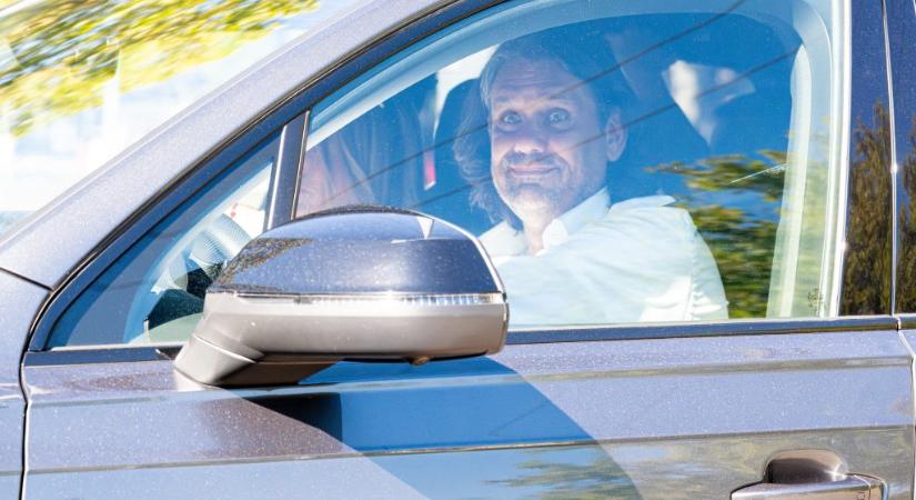 A magyar hatóságok kezdeményezték Deutsch Tamás mentelmi jogának felfüggesztését