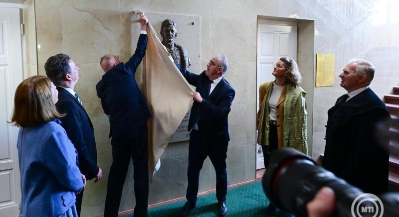 Debrecen hódolt az utolsó osztrák-magyar királynak