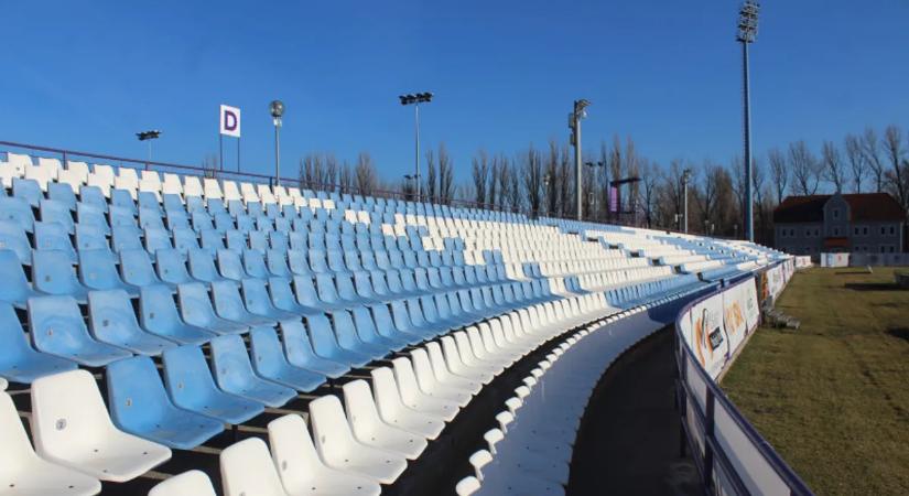 Elkezdődnek a lelátófedési munkák az NB II-es Kecskemét stadionjában