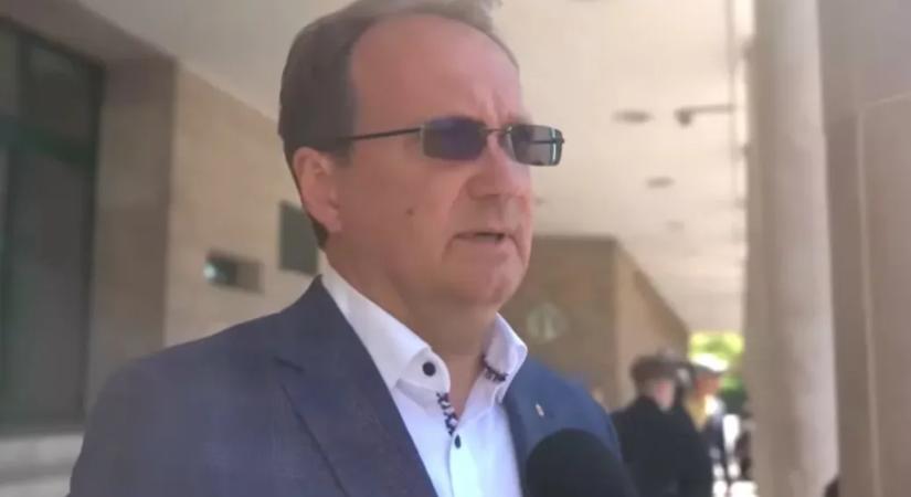 Hoppál Péter a pécsi Fidesz elnökségéről is lemond
