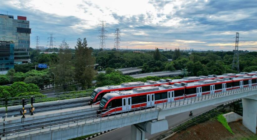 Döbbenetes vonatszerencsétlenség történt, eddig 7 halottról tudni