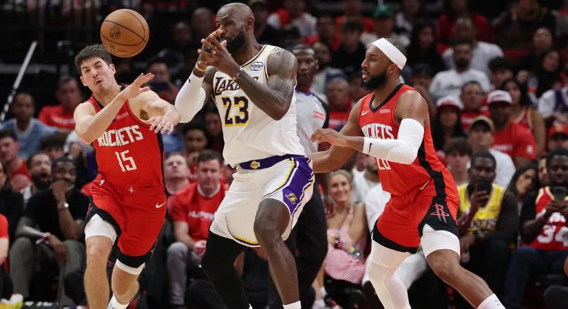A Lakers csúnya veresége után LeBron James a kamerák elé állt