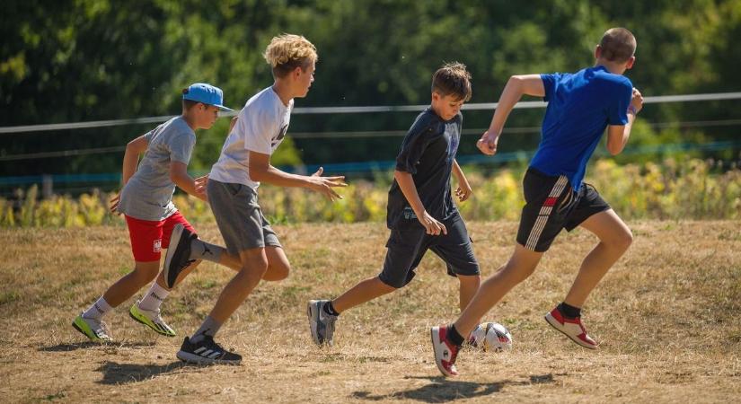Vége az olcsó szünidőnek? Ennyibe kerülnek idén a jászkunsági táborok