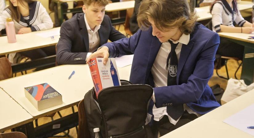 Angolérettségi 2026: 5 tipp, hogyan írhattok maxpontos esszét