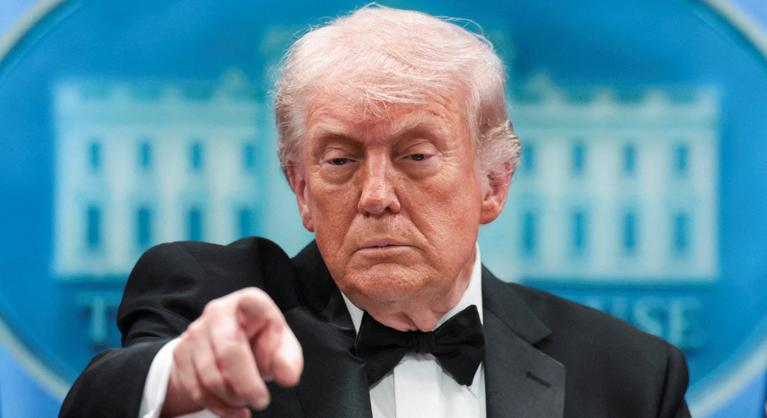 Történelmi pillanatkép született Donald Trumpról és a vezérkarról a merényletkísérlet után