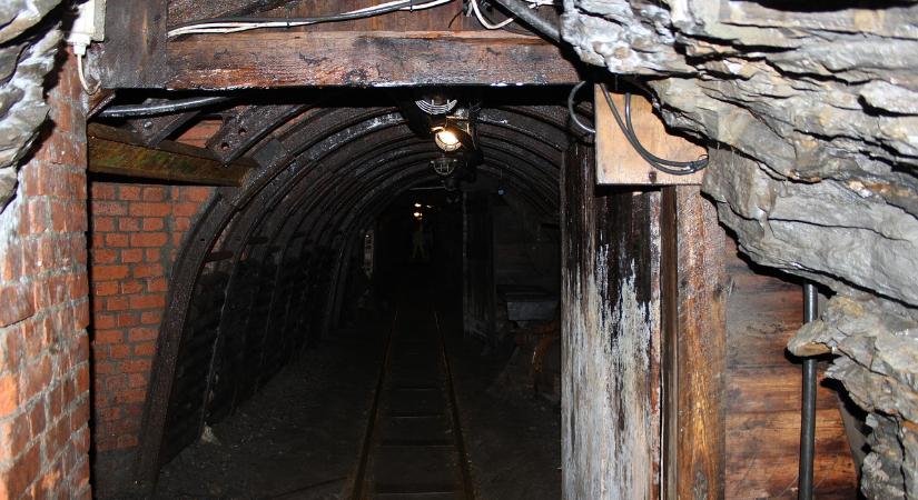 A kormány szabotálja a szénbányák határidőre való bezárását