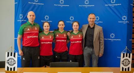 Pécsi asztaliteniszezőknek szurkolhatunk a londoni világbajnokságon