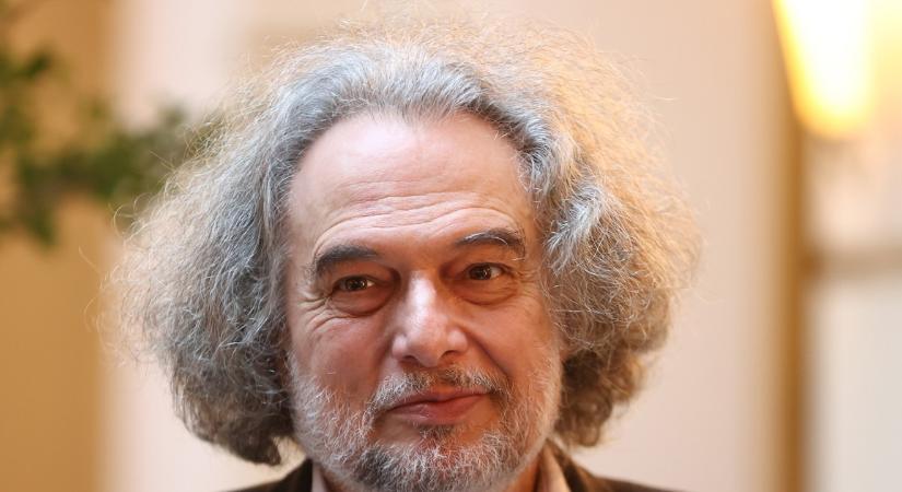 Laár András elköltözött a kommunából, és az is kiderült, hogy miért