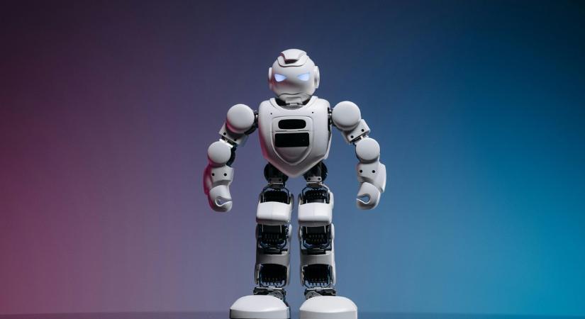 Ilyen kínai robotokat kapnak a japán repülőtéri csomagkezelők, mert munkaerőhiány van