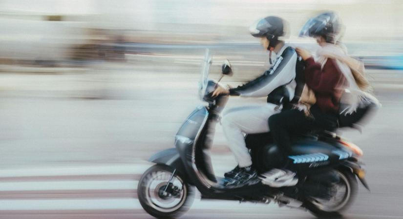 A robogók és az e-rollerek többsége továbbra is biztosítás nélkül közlekedik