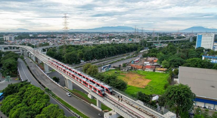 Katasztrofális a helyzet – már 14 áldozata van a vonatbalesetnek