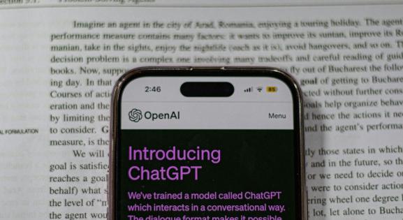 Ezzel az AI-jal már Gatsby-vel vagy Frankensteinnel is beszélgethetünk