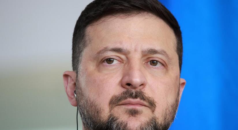 Orosz oljafinomítót támadtak az ukrán drónok