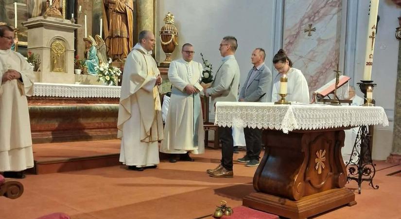 Papokért és szerzetesekért imádkoztak a hívek az apátsági templomban Csornán