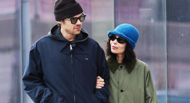 Harry Styles tényleg eljegyezte Zoe Kravitzet, már nagyon szeretne gyermeket az énekes