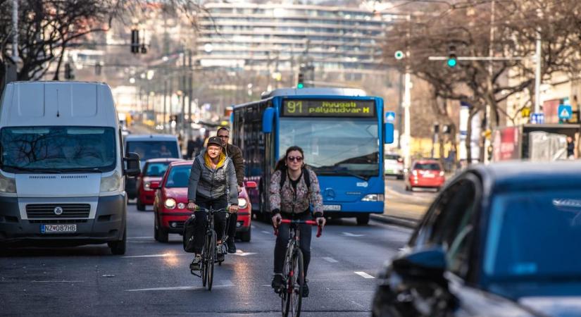 Új parkolási rend lesz a Nagykörúton – jönnek a villámparkolók