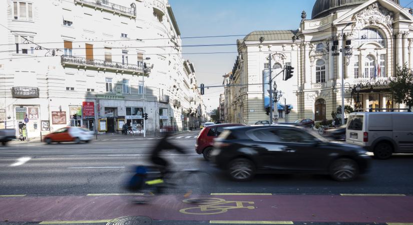 Nagy változás jön a budapesti parkolásban