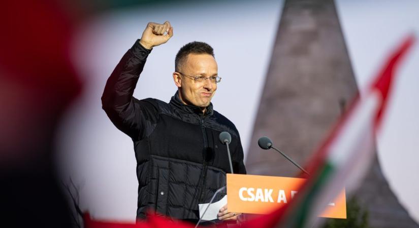 Magyar Péter: Nem szavazzuk meg Szijjártót alelnöknek