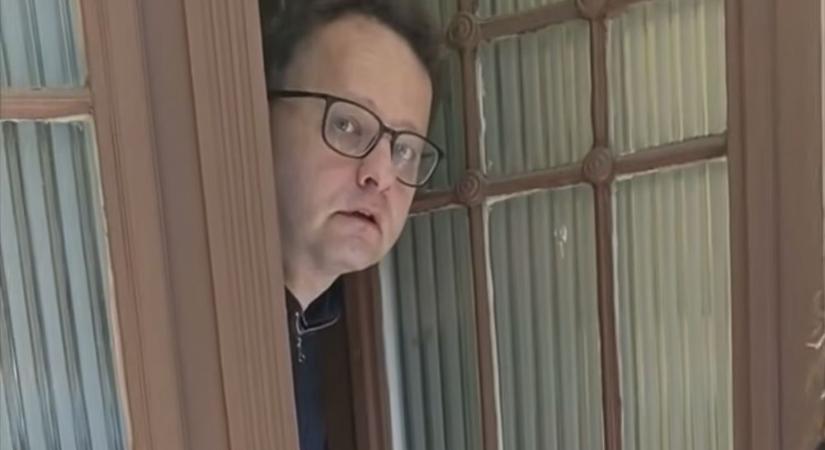 Egy fideszes lakásában találták meg a nemzetközileg körözött politikusbűnözőt