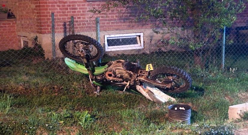Újabb szörnyű tragédia: fiatal motoros halt meg este Barcs közelében