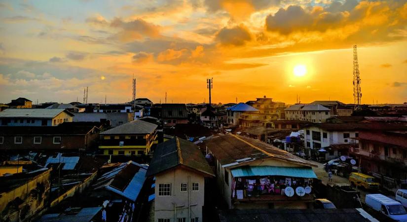 Közel harminc embert mészárolt le az Iszlám Állam