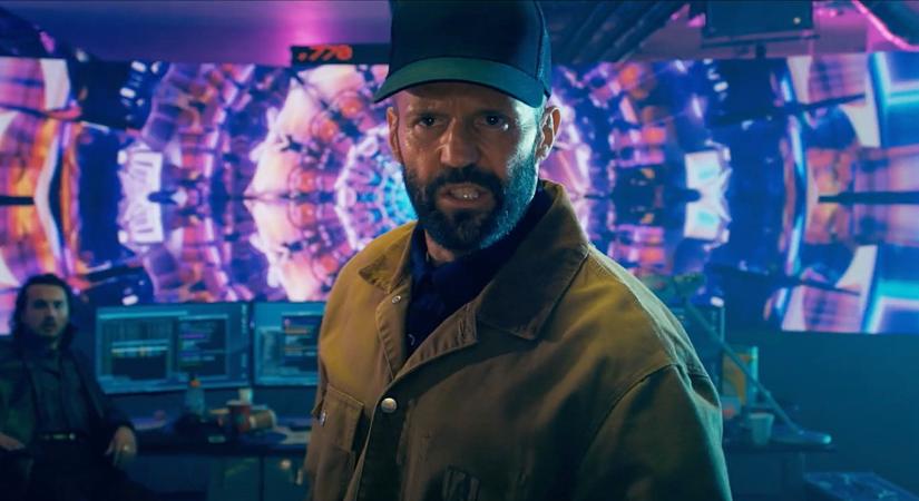 Jason Statham hősszerelmest játszik új filmjében, de nyugi, nem egy romkom lesz