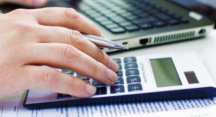 Megdöbbentő szám: Magyarországon a fizetés 40 százalékát elveszi az állam