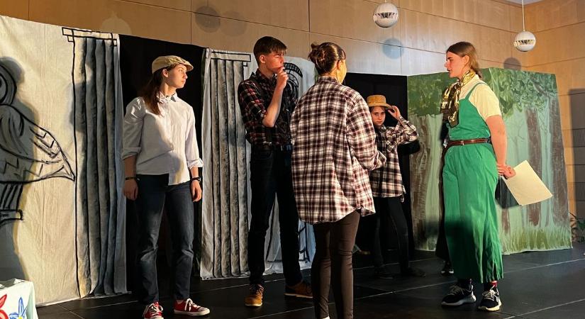 Szentivánéji álom diákoktól: közösségi munka és nagy élmény