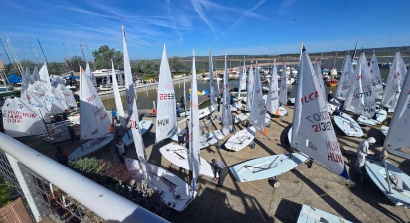 Napsütés, erős szél a Majthényi Zsombor emlékversenyen